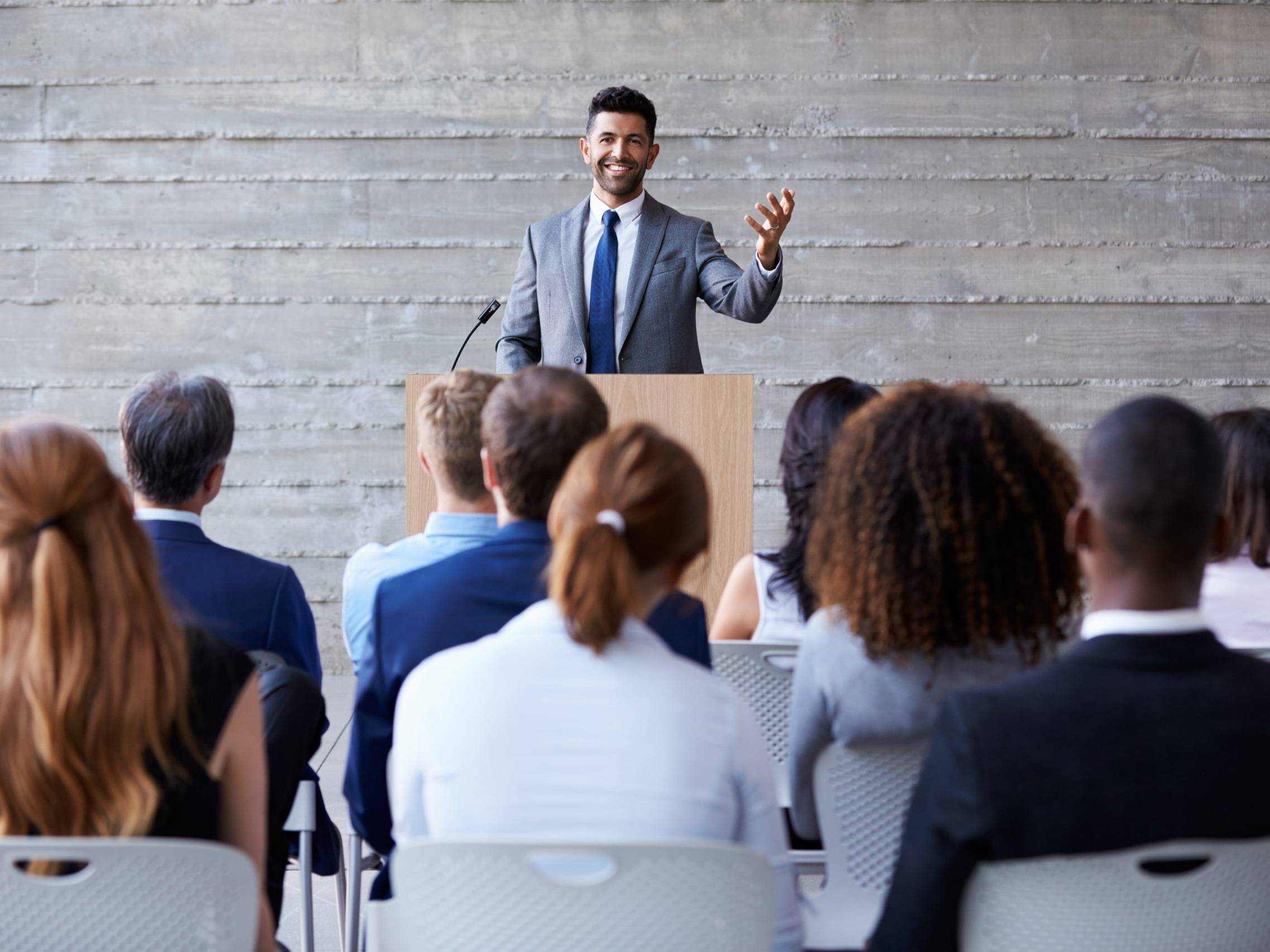 confident engaging clear presentation or speech training